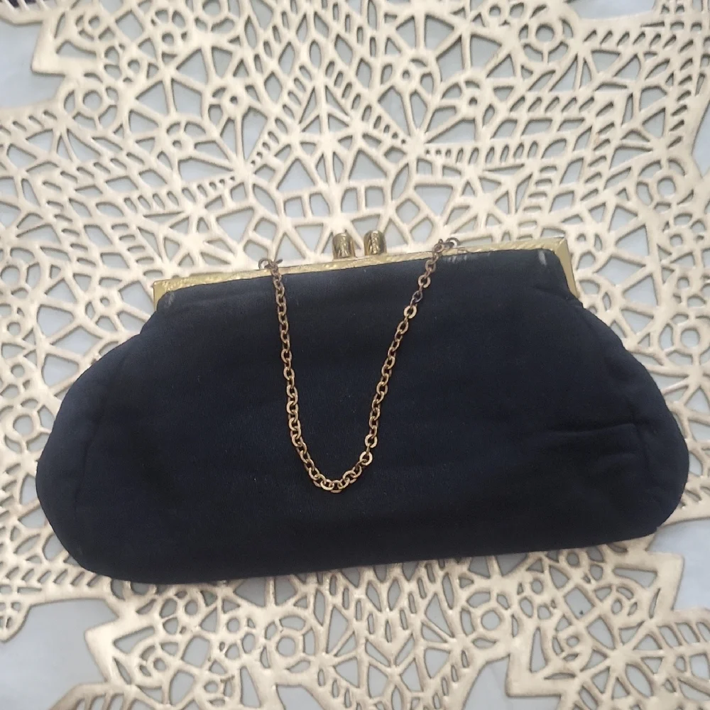 Black Evening Purse with Matching Coin Purse – Chain Strap – Classic